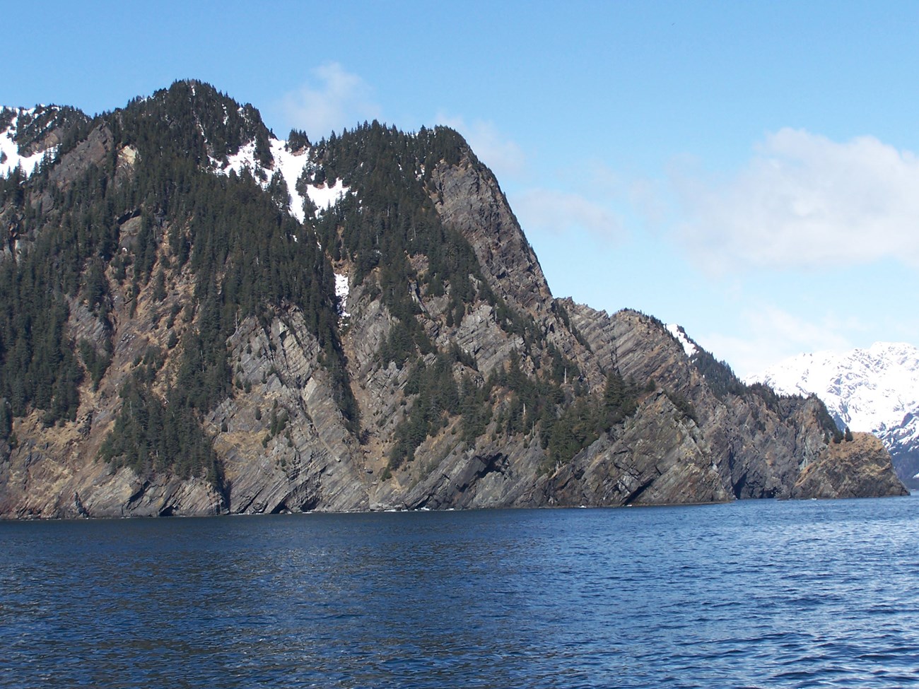 Photo 4.4 Kenai Fjords shoreline and rocky cliff